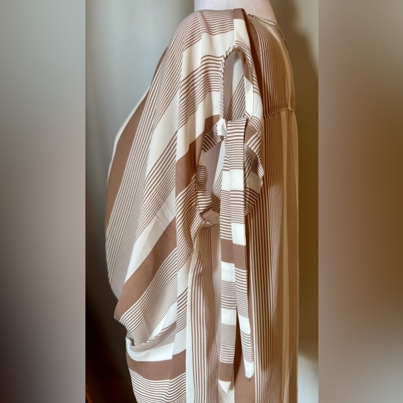 fab'rik Tan Sleeveless Wrap Blouse- NWT-Size M - Picture 6 of 13